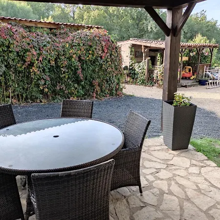 Domaine Pagel Nature Piscine Chauffee Vaste Jardin Avec Activites Enfants Daire Catus (Lot)