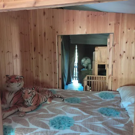 Domaine Pagel Nature Piscine Chauffee Vaste Jardin Avec Activites Enfants Apartman *