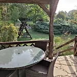 Domaine Pagel Nature Piscine Chauffee Vaste Jardin Avec Activites Enfants *