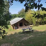 Domaine Pagel Nature Piscine Chauffee Vaste Jardin Avec Activites Enfants