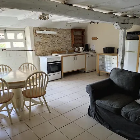 Pagel Apartment *